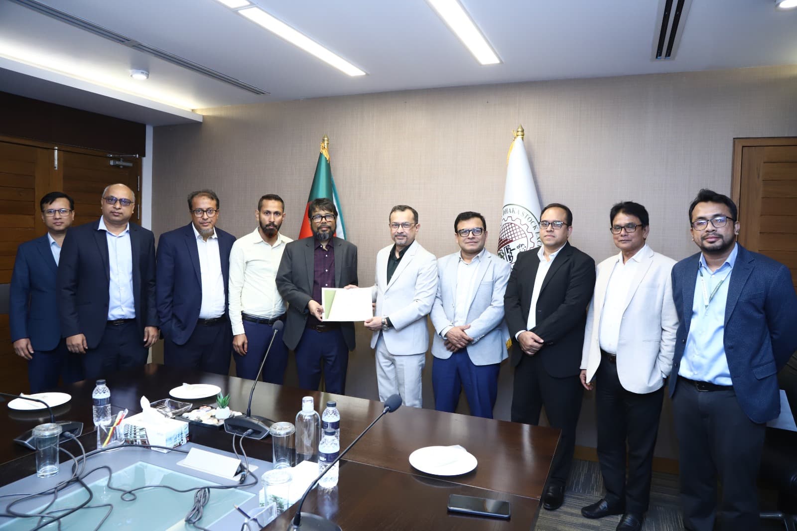এসআইবিএল সিকিউরিটিজ লিমিটেড কে ফিক্স সার্টিফিকেশন দিলো ডিএসই